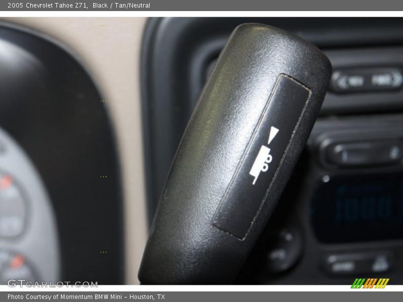 Black / Tan/Neutral 2005 Chevrolet Tahoe Z71