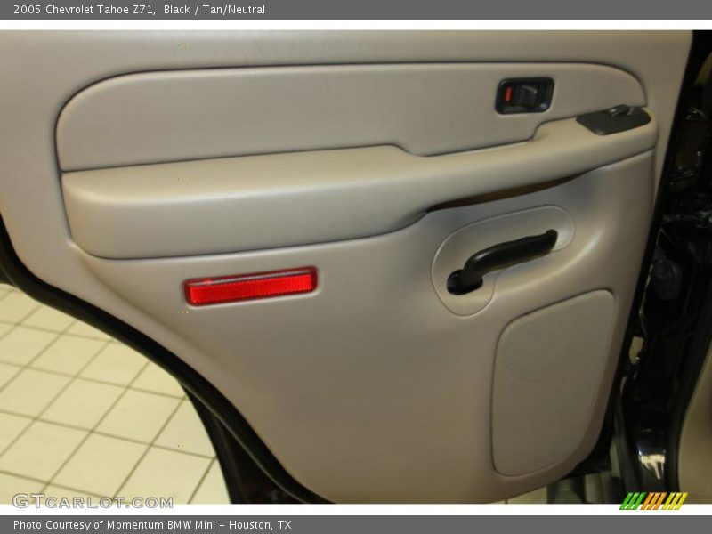 Black / Tan/Neutral 2005 Chevrolet Tahoe Z71
