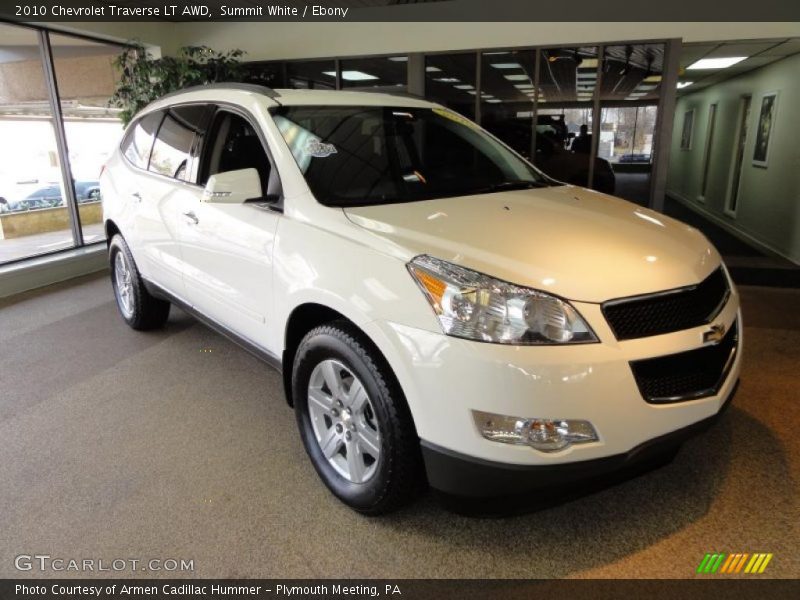 Summit White / Ebony 2010 Chevrolet Traverse LT AWD
