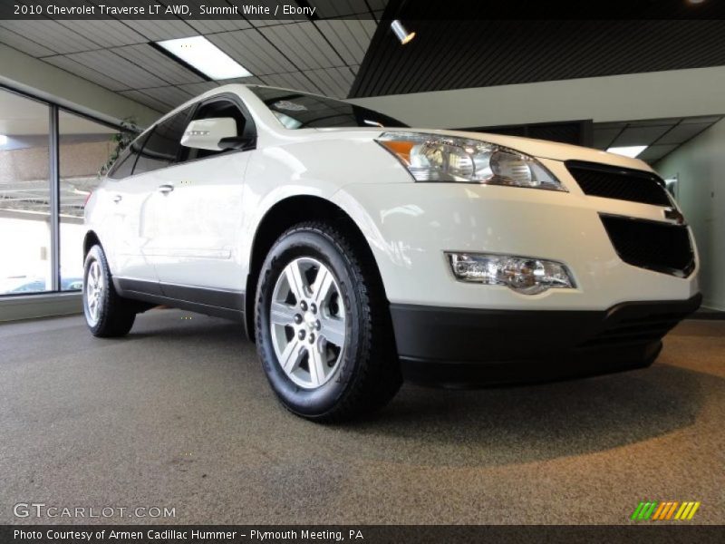 Summit White / Ebony 2010 Chevrolet Traverse LT AWD