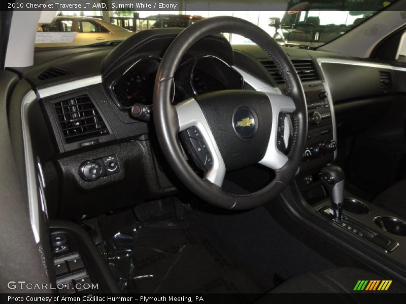 Summit White / Ebony 2010 Chevrolet Traverse LT AWD