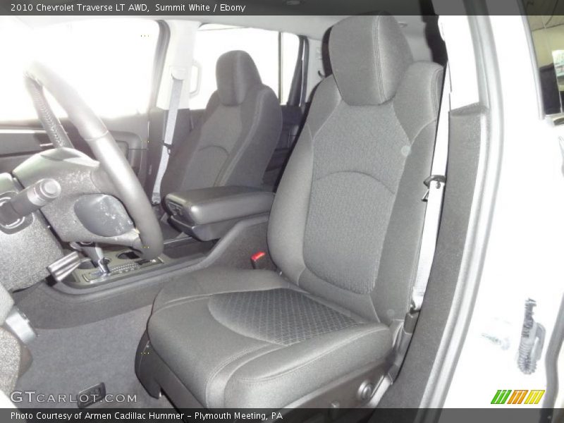 Summit White / Ebony 2010 Chevrolet Traverse LT AWD