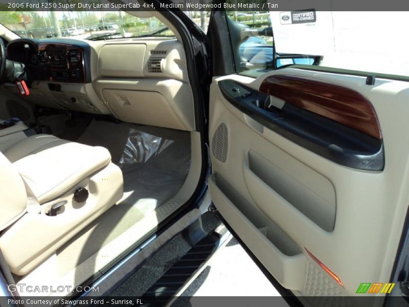 Medium Wedgewood Blue Metallic / Tan 2006 Ford F250 Super Duty Lariat SuperCab 4x4