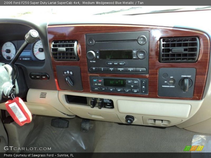 Controls of 2006 F250 Super Duty Lariat SuperCab 4x4