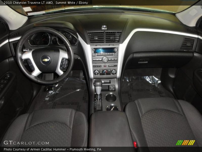 Summit White / Ebony 2010 Chevrolet Traverse LT AWD