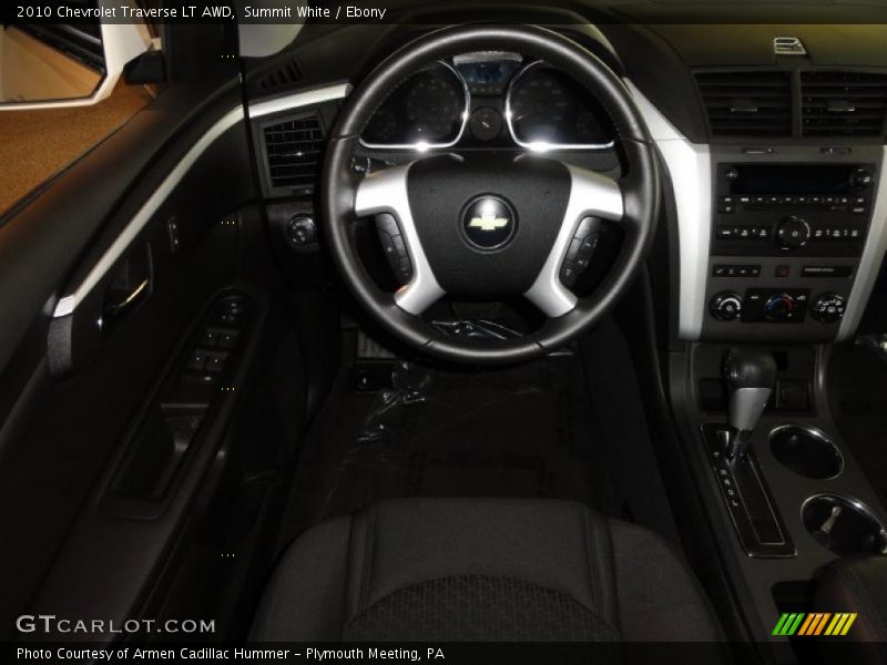 Summit White / Ebony 2010 Chevrolet Traverse LT AWD