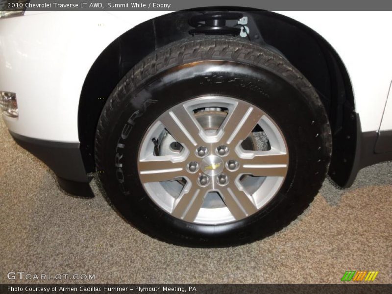 Summit White / Ebony 2010 Chevrolet Traverse LT AWD
