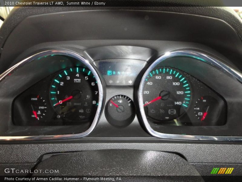 Summit White / Ebony 2010 Chevrolet Traverse LT AWD
