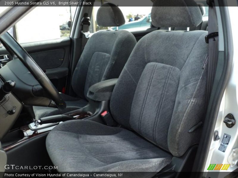 Bright Silver / Black 2005 Hyundai Sonata GLS V6