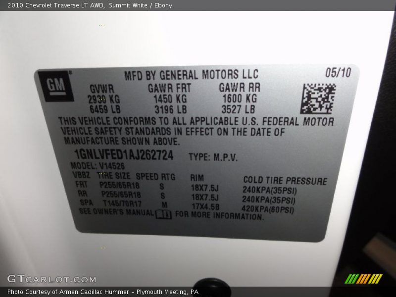 Summit White / Ebony 2010 Chevrolet Traverse LT AWD