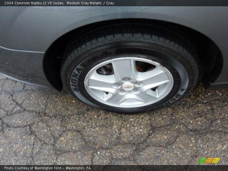 Medium Gray Metallic / Gray 2004 Chevrolet Malibu LS V6 Sedan