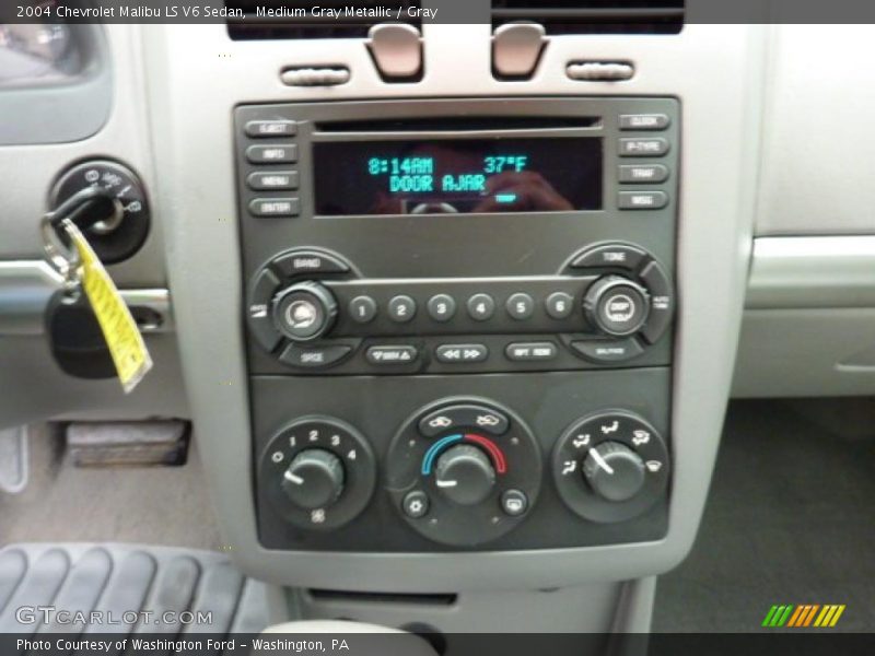 Medium Gray Metallic / Gray 2004 Chevrolet Malibu LS V6 Sedan