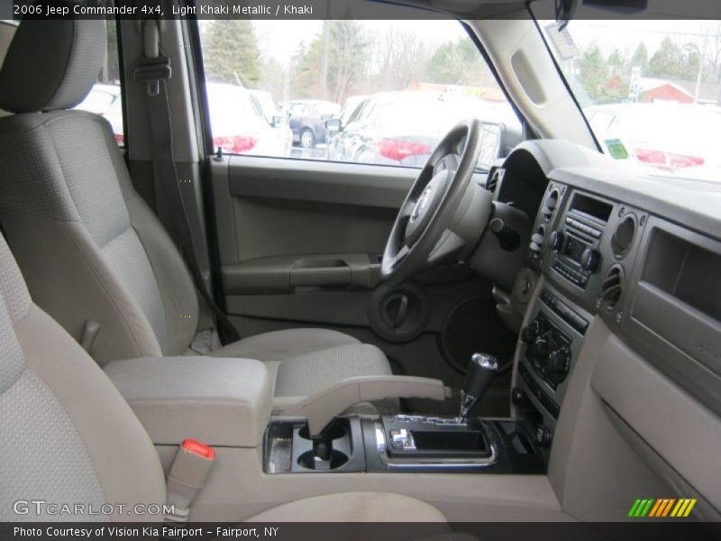 Light Khaki Metallic / Khaki 2006 Jeep Commander 4x4