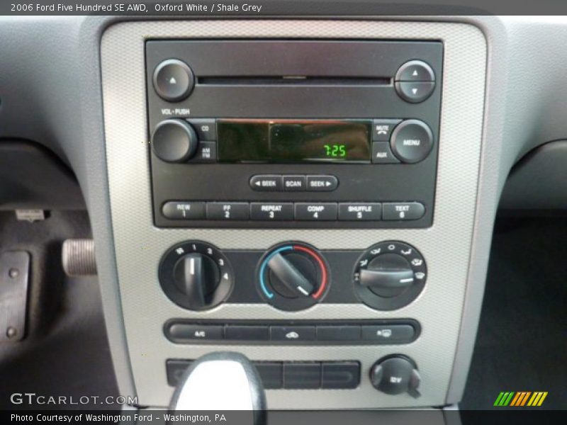 Controls of 2006 Five Hundred SE AWD