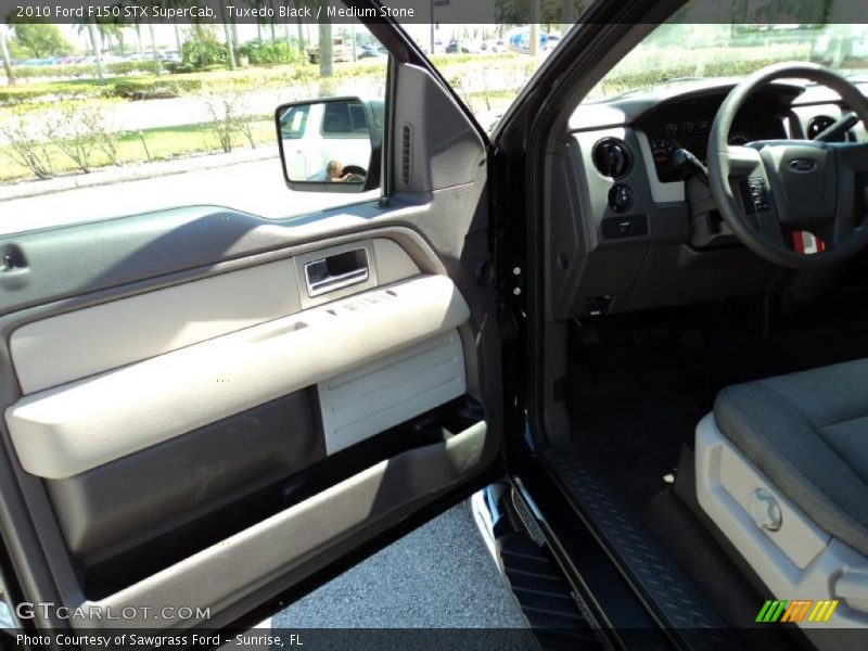 Tuxedo Black / Medium Stone 2010 Ford F150 STX SuperCab