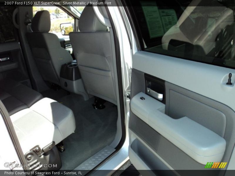 Silver Metallic / Medium Flint 2007 Ford F150 XLT SuperCrew