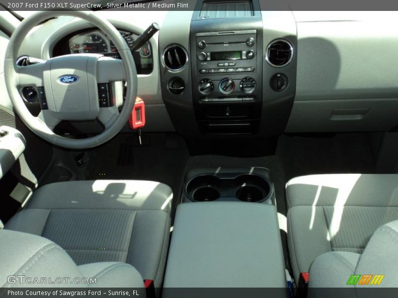 Silver Metallic / Medium Flint 2007 Ford F150 XLT SuperCrew