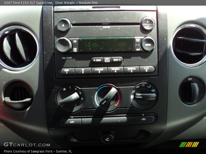 Silver Metallic / Medium Flint 2007 Ford F150 XLT SuperCrew