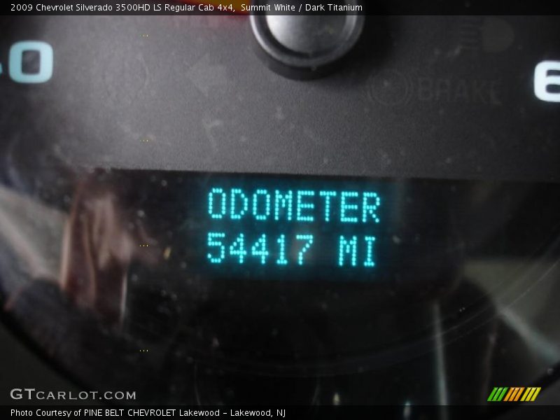 Summit White / Dark Titanium 2009 Chevrolet Silverado 3500HD LS Regular Cab 4x4