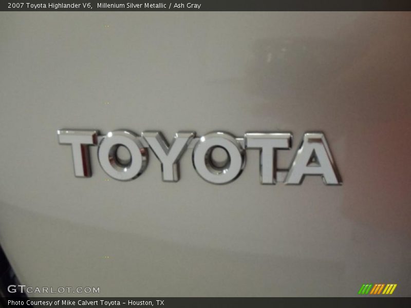  2007 Highlander V6 Logo