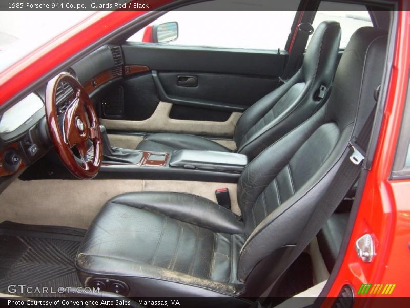  1985 944 Coupe Black Interior