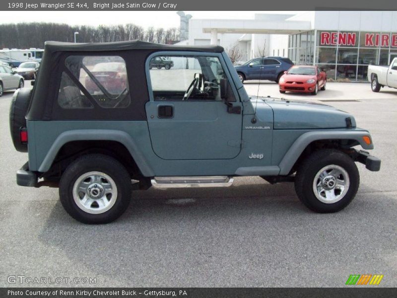 Bright Jade Satin Glow / Gray 1998 Jeep Wrangler SE 4x4