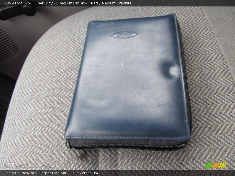 Red / Medium Graphite 1999 Ford F250 Super Duty XL Regular Cab 4x4