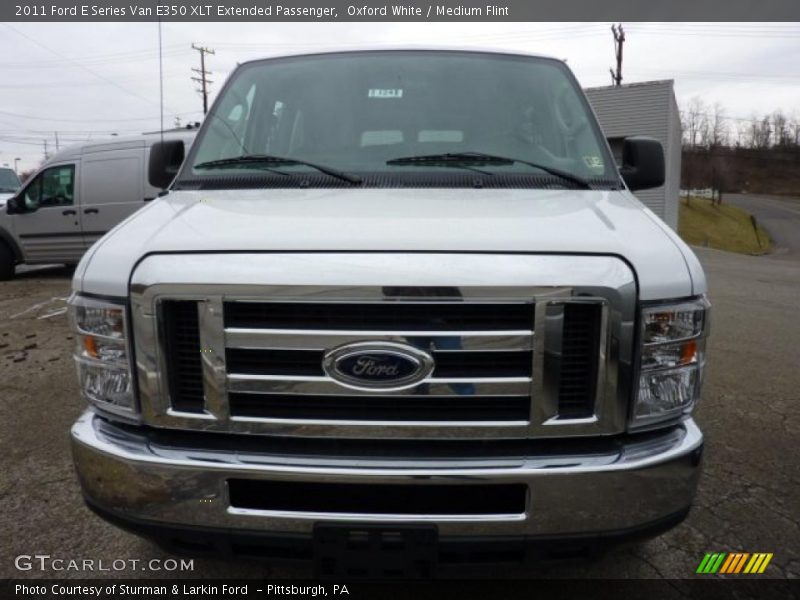 Oxford White / Medium Flint 2011 Ford E Series Van E350 XLT Extended Passenger