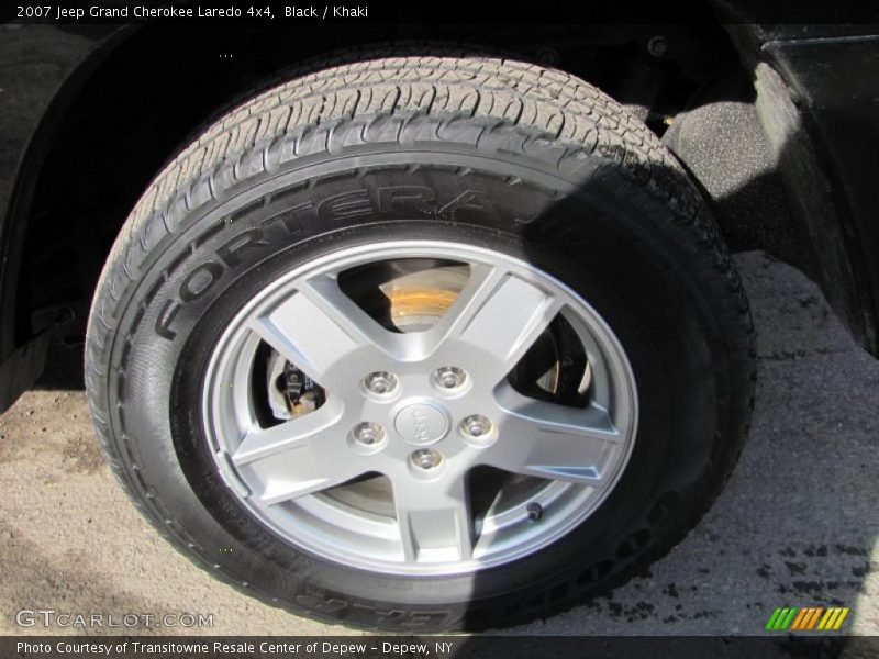 Black / Khaki 2007 Jeep Grand Cherokee Laredo 4x4