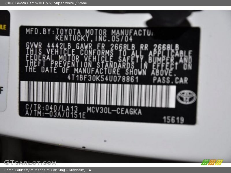 Super White / Stone 2004 Toyota Camry XLE V6