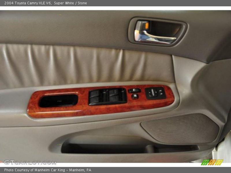 Super White / Stone 2004 Toyota Camry XLE V6