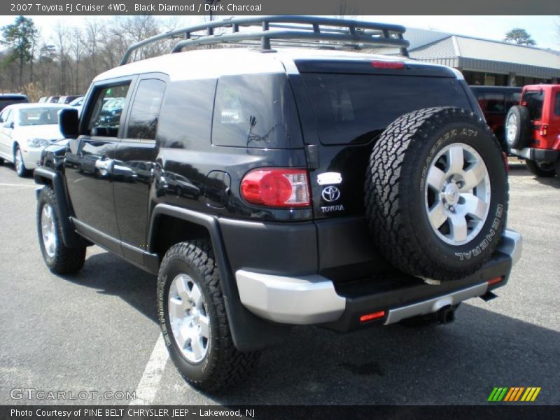 Black Diamond / Dark Charcoal 2007 Toyota FJ Cruiser 4WD