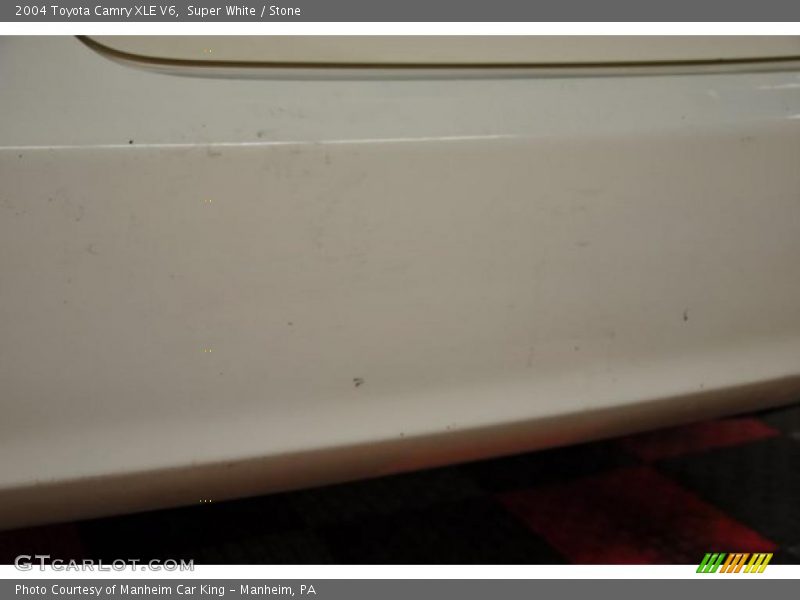Super White / Stone 2004 Toyota Camry XLE V6