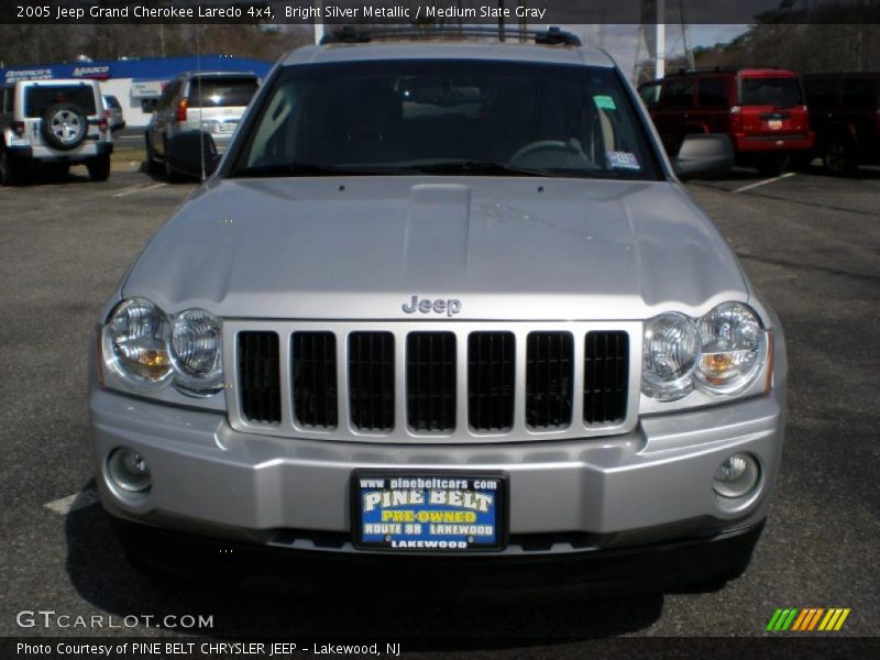 Bright Silver Metallic / Medium Slate Gray 2005 Jeep Grand Cherokee Laredo 4x4