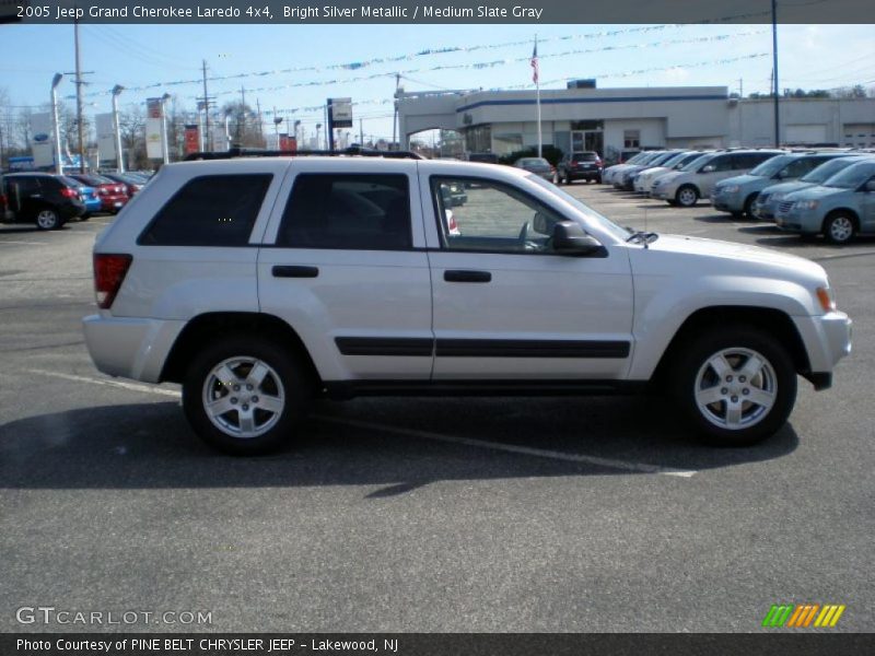 Bright Silver Metallic / Medium Slate Gray 2005 Jeep Grand Cherokee Laredo 4x4