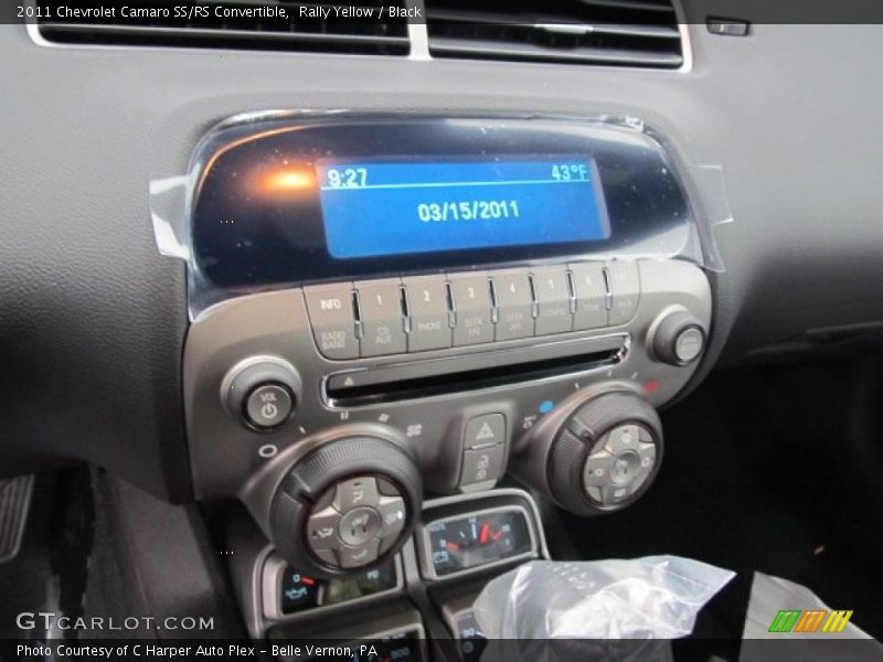 Controls of 2011 Camaro SS/RS Convertible