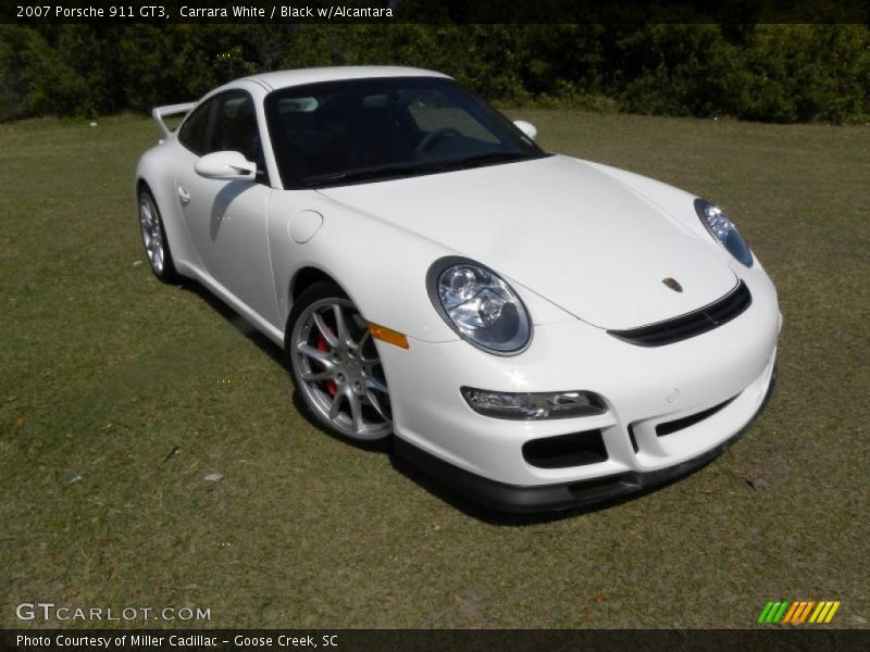 Front 3/4 View of 2007 911 GT3