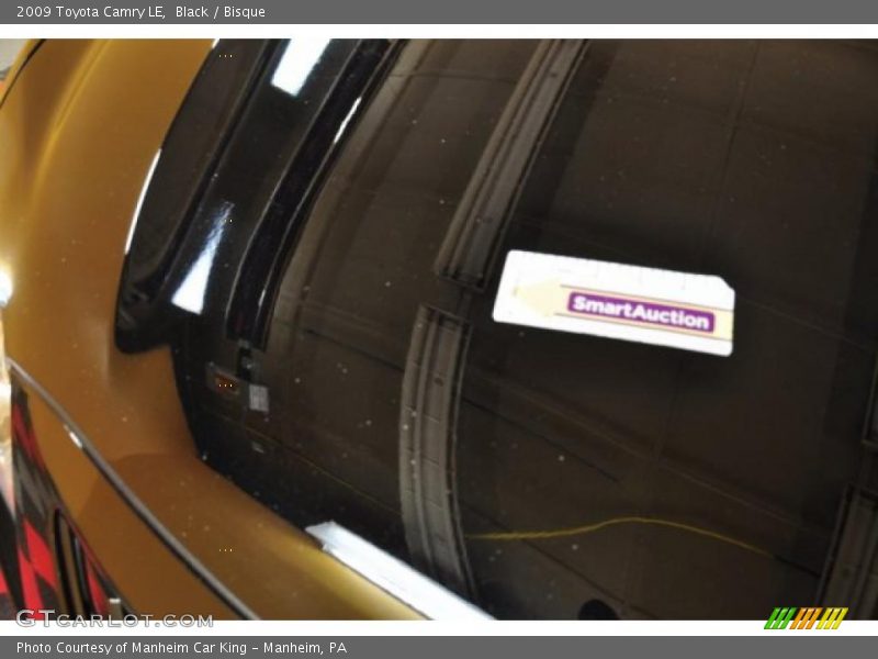 Black / Bisque 2009 Toyota Camry LE