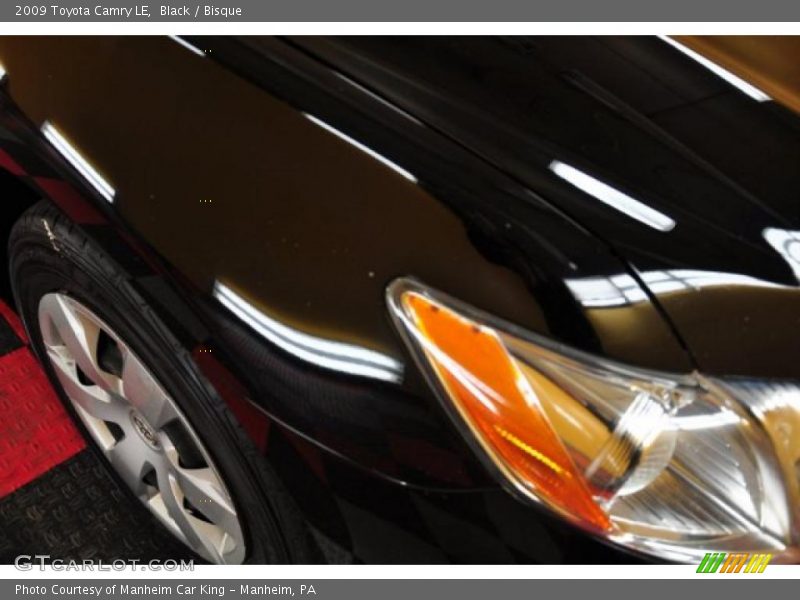 Black / Bisque 2009 Toyota Camry LE