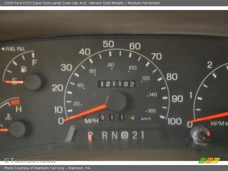 Harvest Gold Metallic / Medium Parchment 2000 Ford F250 Super Duty Lariat Crew Cab 4x4