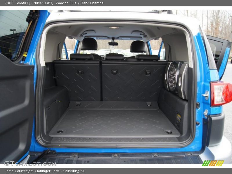  2008 FJ Cruiser 4WD Trunk