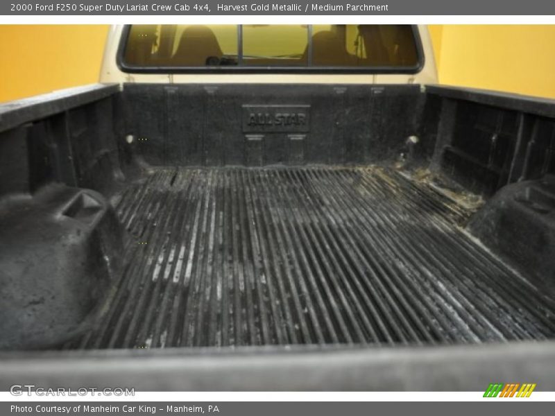 Harvest Gold Metallic / Medium Parchment 2000 Ford F250 Super Duty Lariat Crew Cab 4x4
