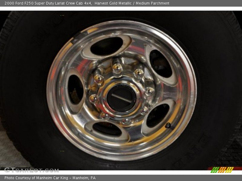Harvest Gold Metallic / Medium Parchment 2000 Ford F250 Super Duty Lariat Crew Cab 4x4