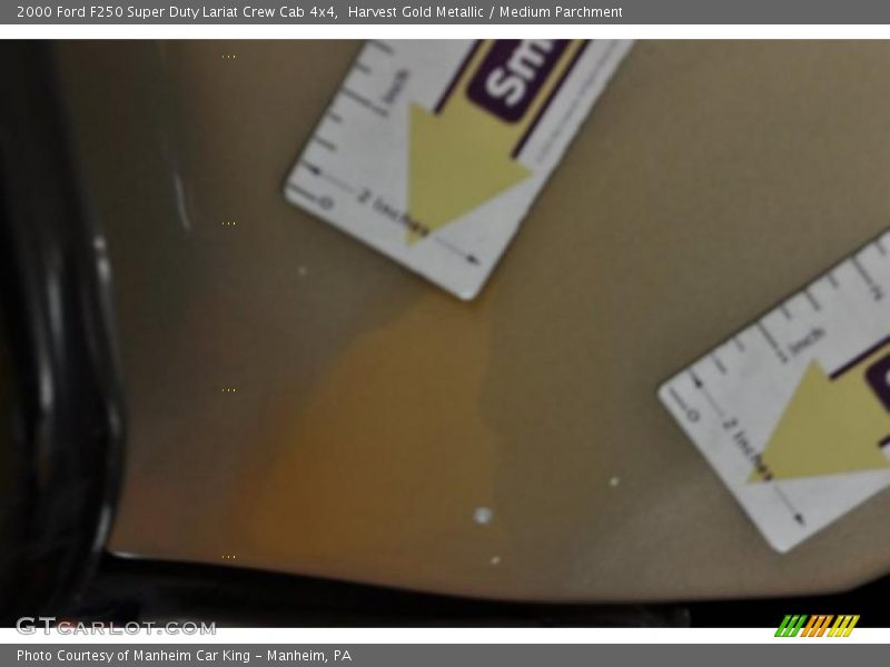 Harvest Gold Metallic / Medium Parchment 2000 Ford F250 Super Duty Lariat Crew Cab 4x4