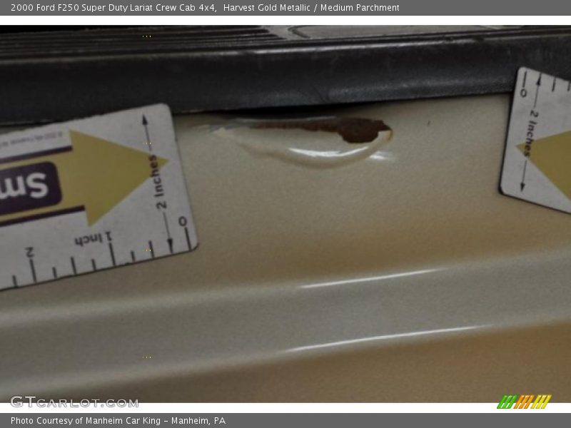 Harvest Gold Metallic / Medium Parchment 2000 Ford F250 Super Duty Lariat Crew Cab 4x4