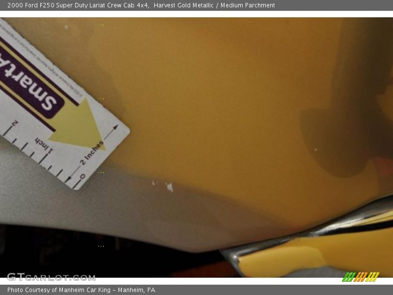 Harvest Gold Metallic / Medium Parchment 2000 Ford F250 Super Duty Lariat Crew Cab 4x4