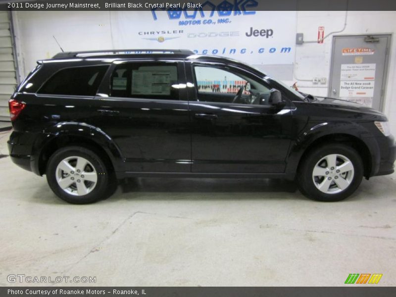 Brilliant Black Crystal Pearl / Black 2011 Dodge Journey Mainstreet