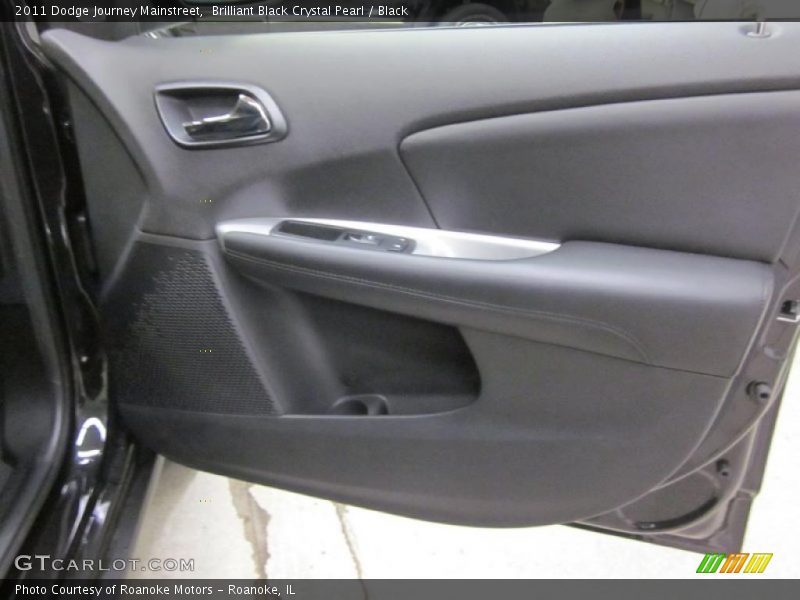 Brilliant Black Crystal Pearl / Black 2011 Dodge Journey Mainstreet