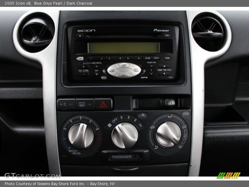 Blue Onyx Pearl / Dark Charcoal 2005 Scion xB