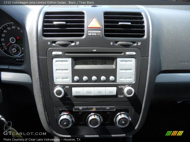 Black / Titan Black 2010 Volkswagen Jetta Limited Edition Sedan